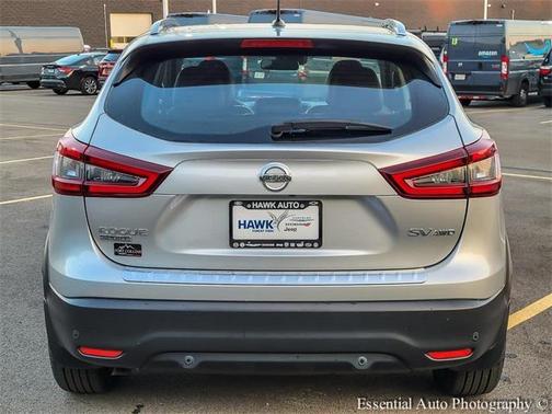 2022 Nissan Rogue Sport SV