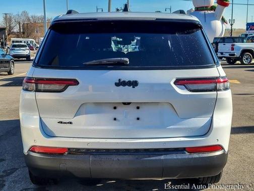 2023 Jeep Grand Cherokee L Laredo