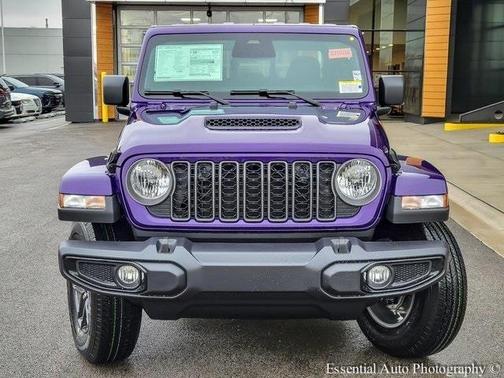 2026 Jeep Gladiator Sport