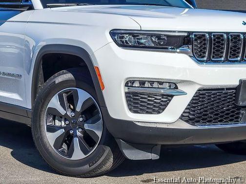Bright White Clearcoat 2024 Jeep Grand Cherokee 4xe Base