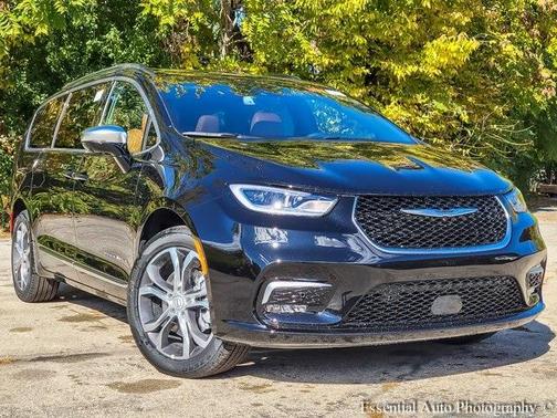 2026 Chrysler Pacifica Pinnacle