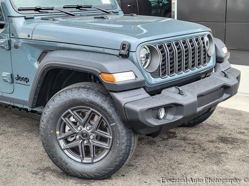 Anvil Clearcoat 2026 Jeep Wrangler Sport
