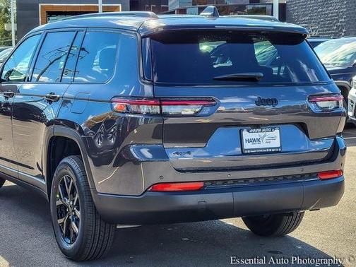 2025 Jeep Grand Cherokee L Laredo