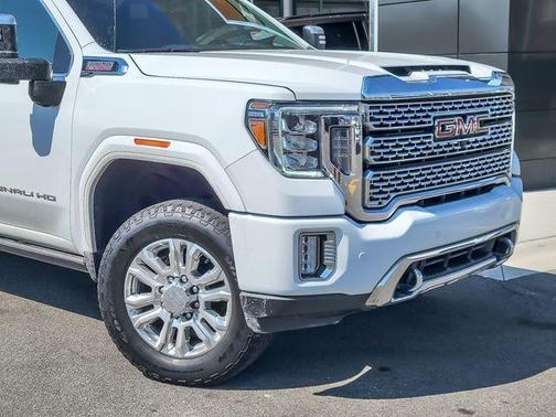 Summit White 2022 GMC Sierra 2500 Denali