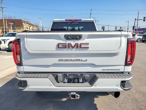 Summit White 2022 GMC Sierra 2500 Denali