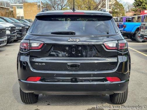 Diamond Black 2025 Jeep Compass Limited