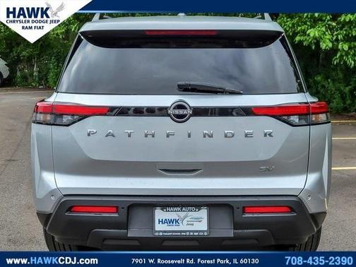 2023 Nissan Pathfinder SV