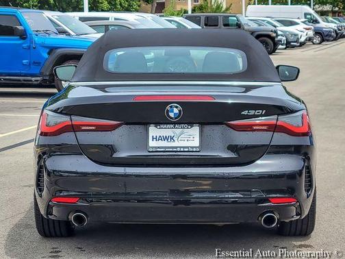 Black Sapphire Metallic 2024 BMW 430 i