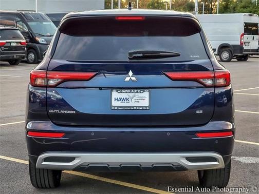 2023 Mitsubishi Outlander SE