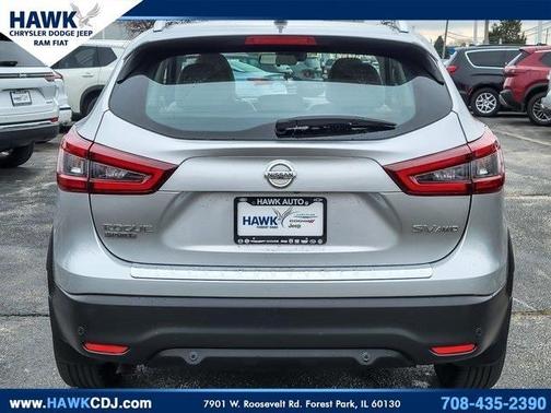 2022 Nissan Rogue Sport SV
