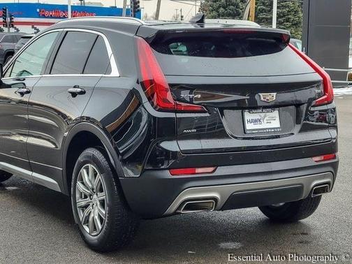 2023 Cadillac XT4 Premium Luxury