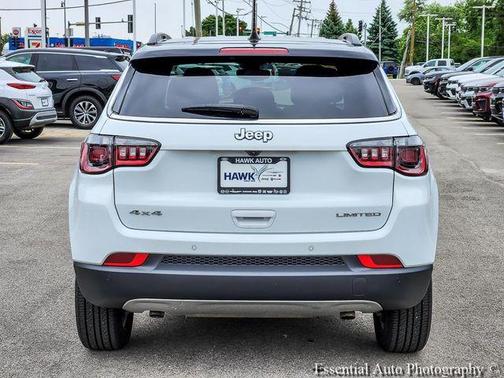 Bright White Clearcoat 2024 Jeep Compass Limited