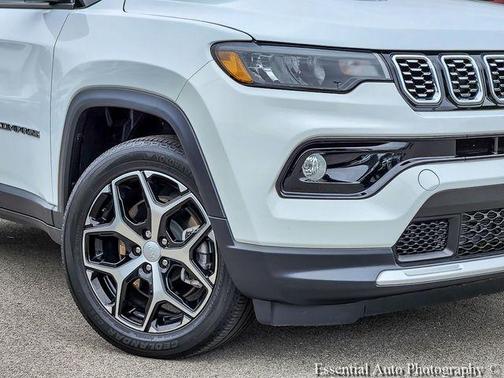 Bright White Clearcoat 2024 Jeep Compass Limited