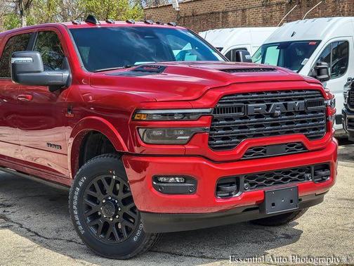 Molten Red Pearlcoat 2026 RAM 2500 Limited