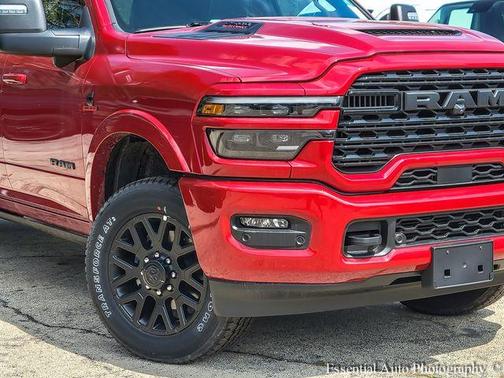 Molten Red Pearlcoat 2026 RAM 2500 Limited