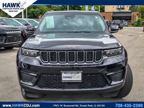 Diamond Black 2023 Jeep Grand Cherokee Laredo