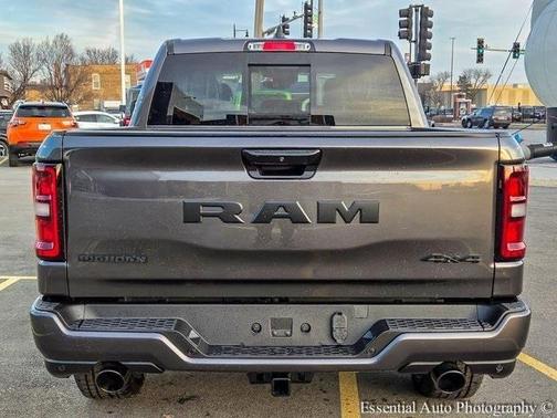 Granite Crystal Clearcoat Metallic 2026 RAM 1500 Big Horn/Lone Star