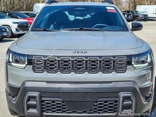 Sting Gray Clearcoat 2026 Jeep Cherokee LAREDO/LIMITED