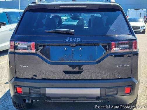 Diamond Black 2026 Jeep Cherokee LAREDO/LIMITED