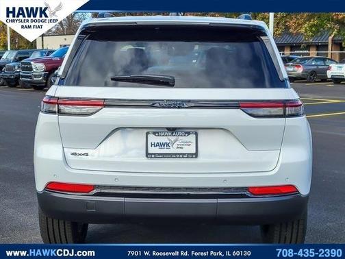 2025 Jeep Grand Cherokee Laredo