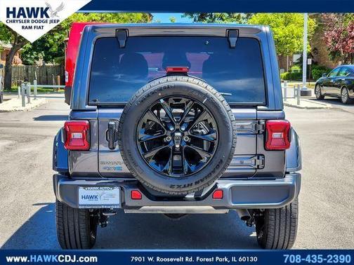 Granite Crystal Clearcoat Metallic 2025 Jeep Wrangler 4xe Sahara