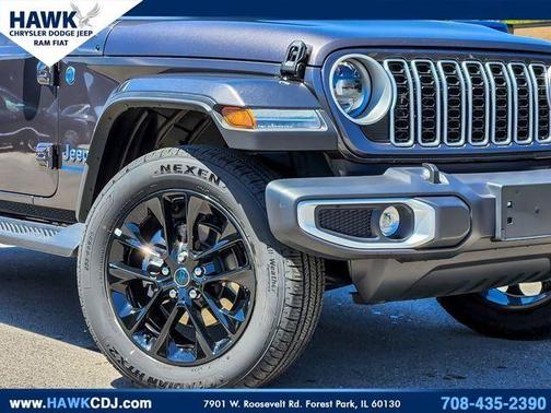 Granite Crystal Clearcoat Metallic 2025 Jeep Wrangler 4xe Sahara