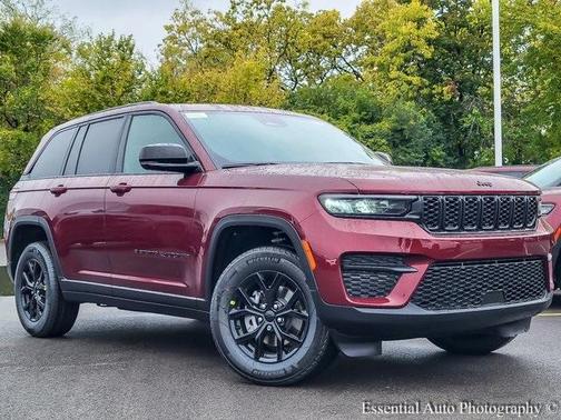 2025 Jeep Grand Cherokee Laredo