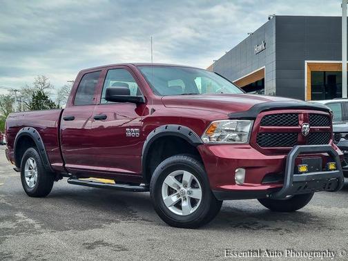 Delmonico Red Pearlcoat 2018 RAM 1500 Express