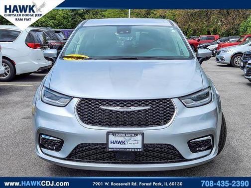 Silver Mist Clearcoat 2023 Chrysler Pacifica Hybrid Touring L