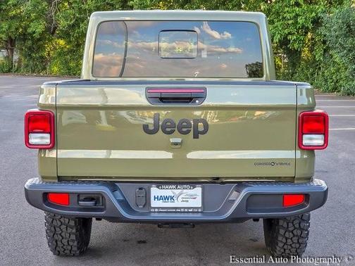 2025 Jeep Gladiator Sport