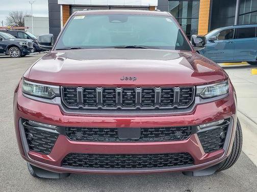 Velvet Red Pearlcoat 2026 Jeep Grand Cherokee Limited