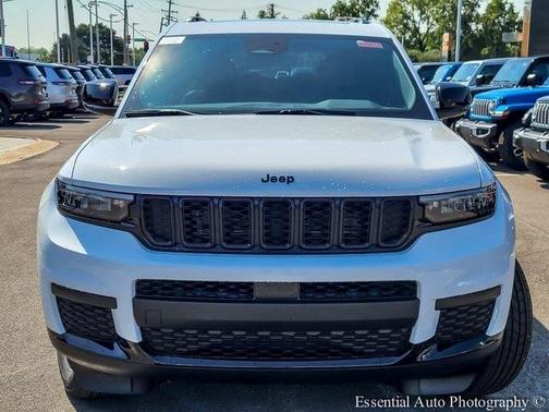 2025 Jeep Grand Cherokee L Laredo