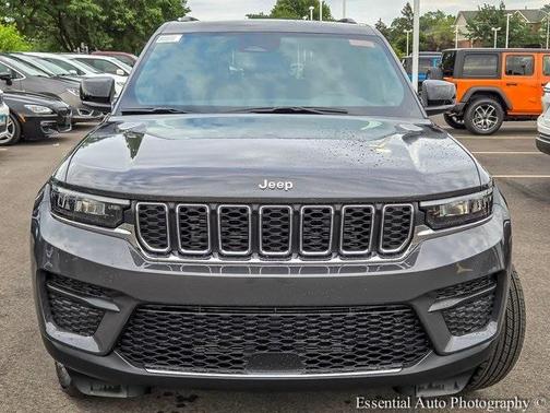 2025 Jeep Grand Cherokee Laredo X