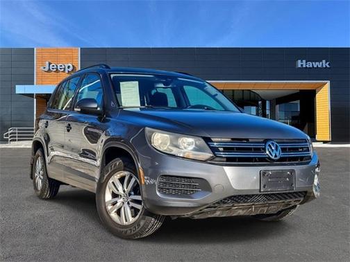 2016 Volkswagen Tiguan S