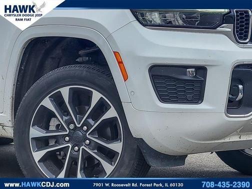 Bright White Clearcoat 2023 Jeep Grand Cherokee Overland