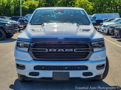 Bright White Clearcoat 2021 RAM 1500 Laramie
