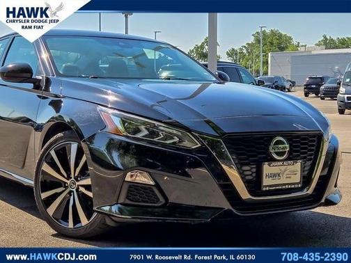 2022 Nissan Altima 2.5 SR