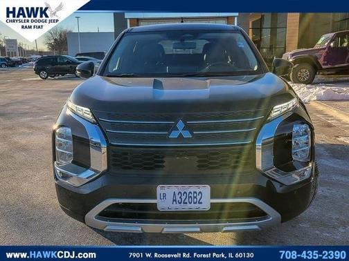 2024 Mitsubishi Outlander SE