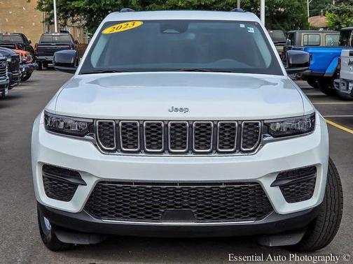 2023 Jeep Grand Cherokee Laredo