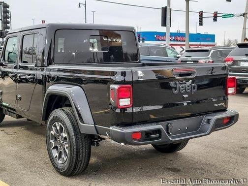 2026 Jeep Gladiator Sport