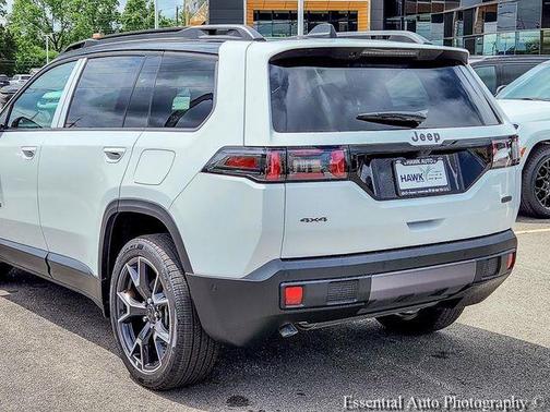 Bright White Clearcoat 2026 Jeep Cherokee Overland