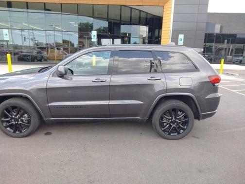 2021 Jeep Grand Cherokee Laredo X