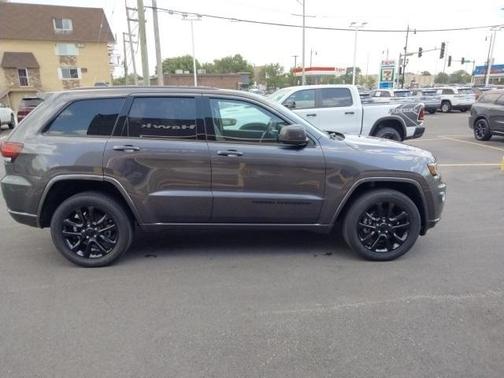 2021 Jeep Grand Cherokee Laredo X