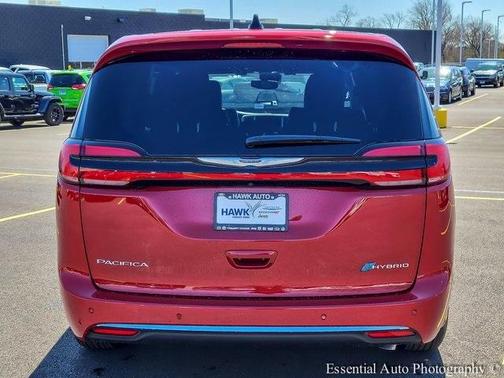 2025 Chrysler Pacifica Hybrid Select