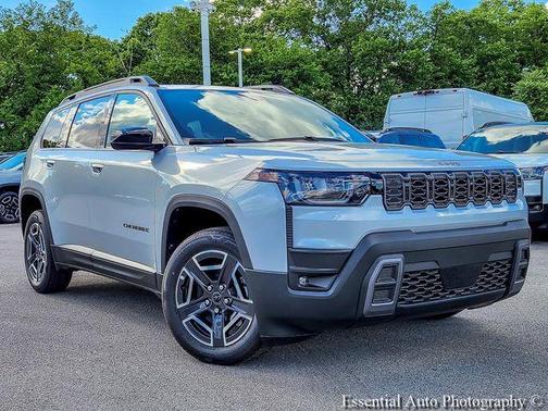 Silver Zynith Clearcoat 2026 Jeep Cherokee LAREDO/LIMITED