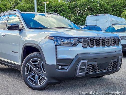 Silver Zynith Clearcoat 2026 Jeep Cherokee LAREDO/LIMITED