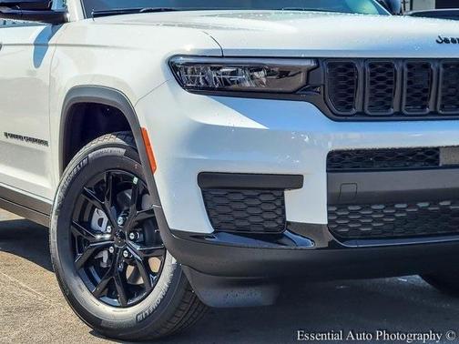 2025 Jeep Grand Cherokee L Laredo
