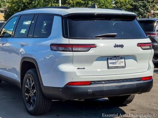 2025 Jeep Grand Cherokee L Laredo