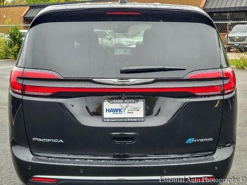 2026 Chrysler Pacifica Hybrid Select