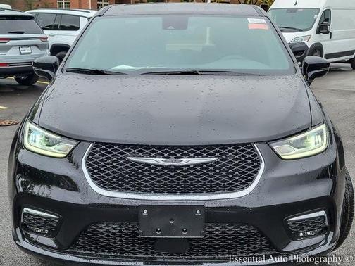 2026 Chrysler Pacifica Hybrid Select